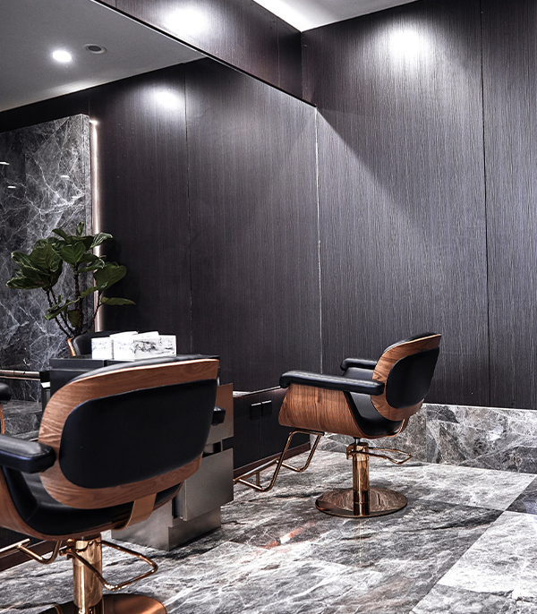 우리는 이발사 제품의 특성을 계속해서 탐구합니다